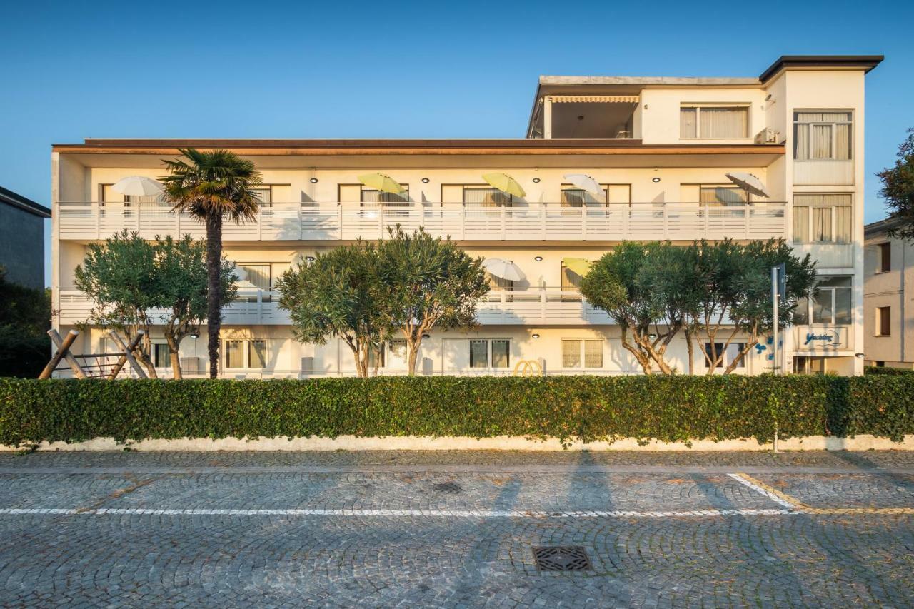 ליגננו סביאדורו Yachting Residence מראה חיצוני תמונה